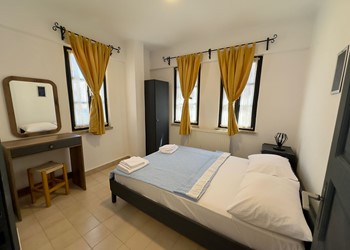 Gürkol Pansiyon - 1 No Double bed room in Bozcaada